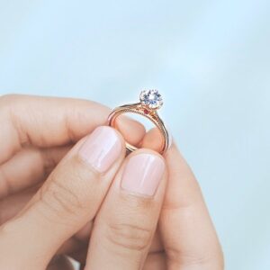 cincin berlian wanita